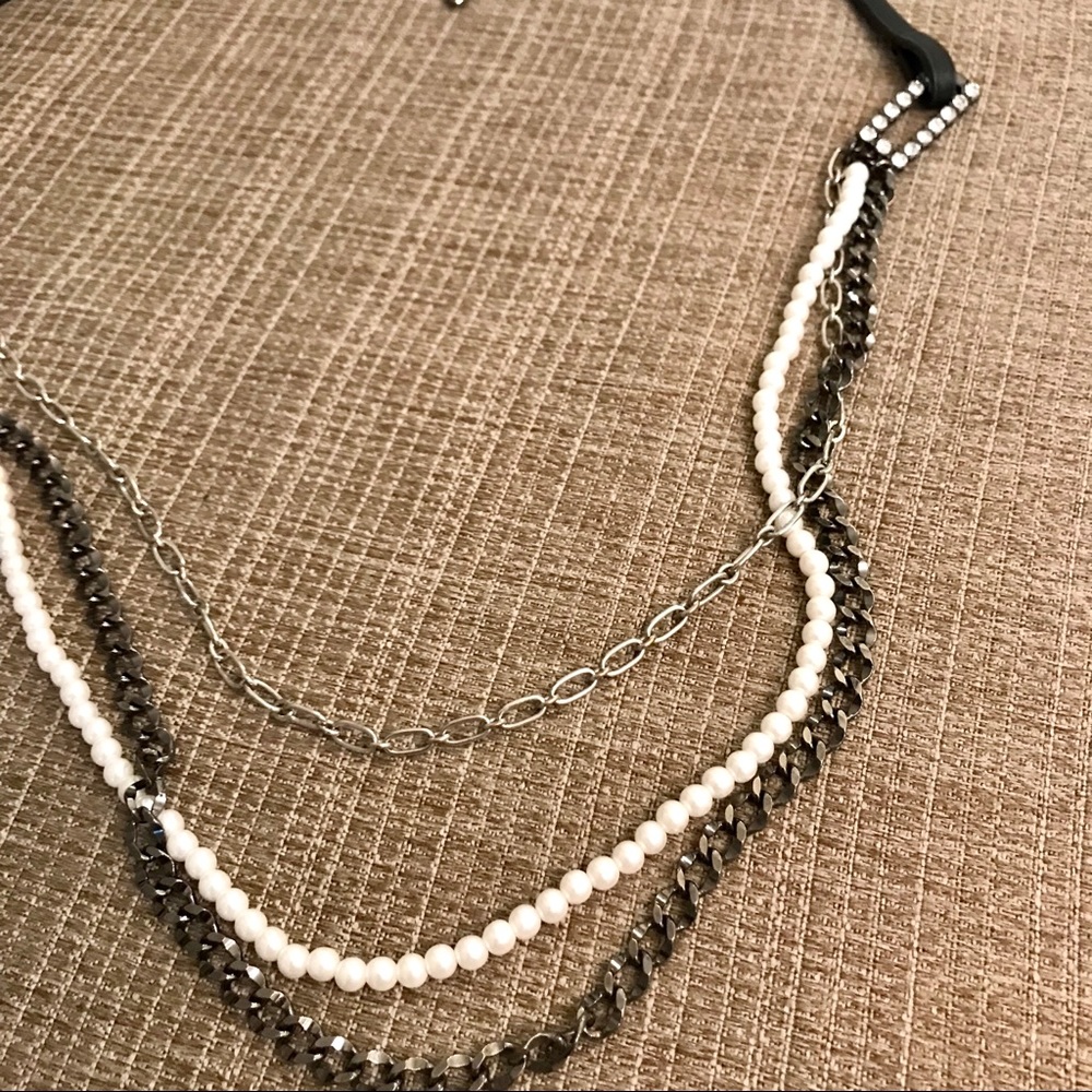 Multi-layer necklace - Picture 3 of 5